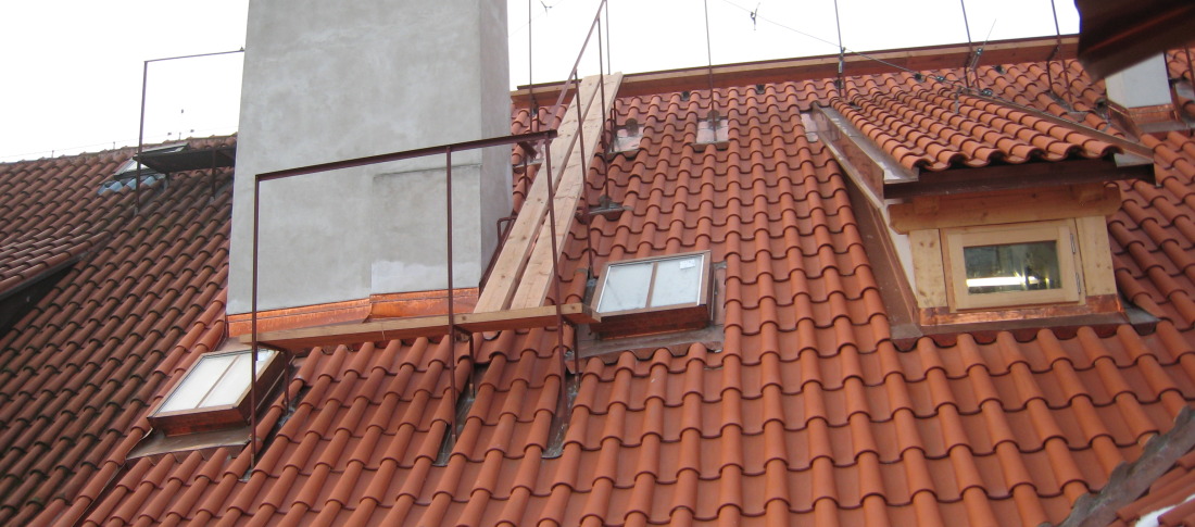 historická střecha je křivá – takto vypadá po rekonstrukci, při zachování původního krovu